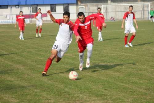 Ivanovski and Lazarevski, formerly opponents, will now become teammates at Astana; photo: ekipa.mk